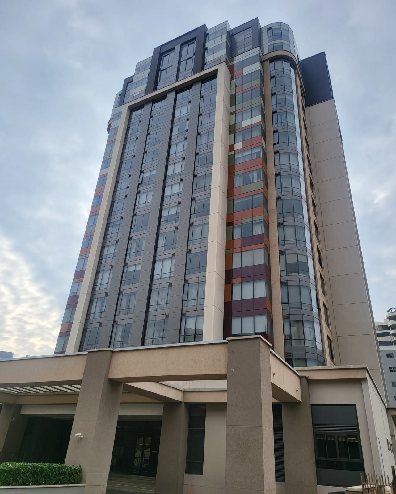 One Bedroom Apartment in Sandton Sky